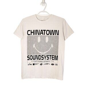 Chinatown Market Sound System graphic shirt white size S
